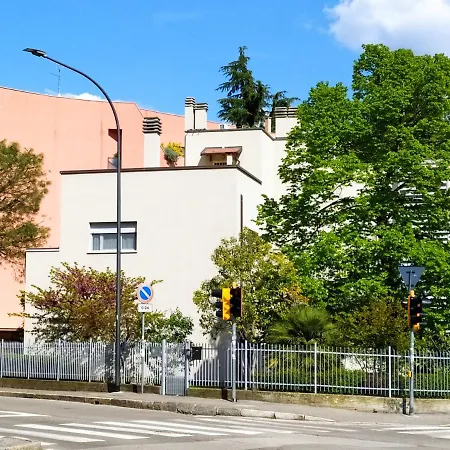 Lägenhet San Rafel Bologna